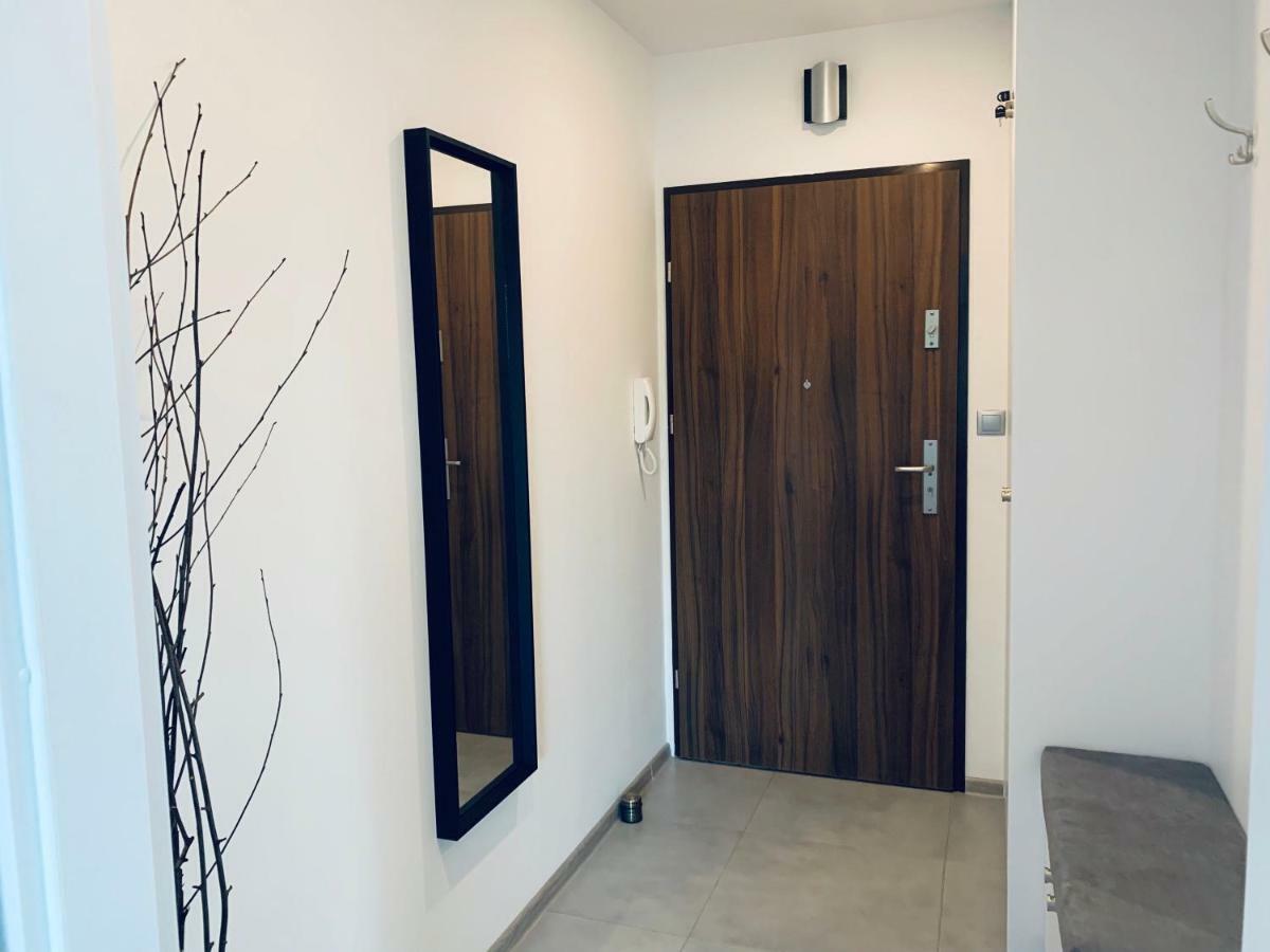 Апартаменты Apartament 102 G&W Вроцлав Экстерьер фото